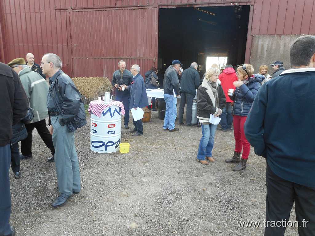 2016_Rodagea (2).JPG - 10/04/2016 - 68116 GUEWENHEIM - La Ferme au Cheval, café et croissant